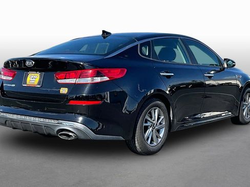 Used 2019 Kia Optima LX FWD image 2