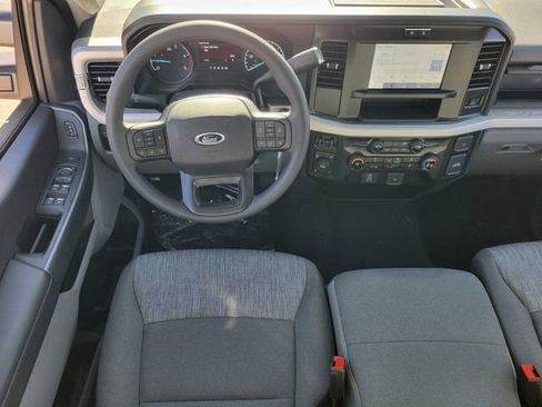 New 2026 Ford F250 XLT w/ FX4 Off-Road Package AWD/4WD image 11