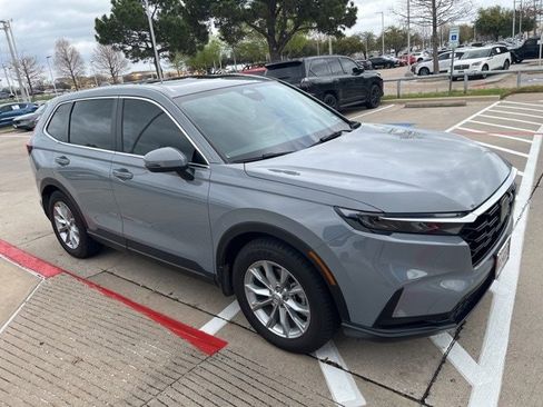 Used 2025 Honda CR-V EX image 2