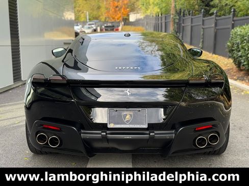 Used 2022 Ferrari Roma image 5