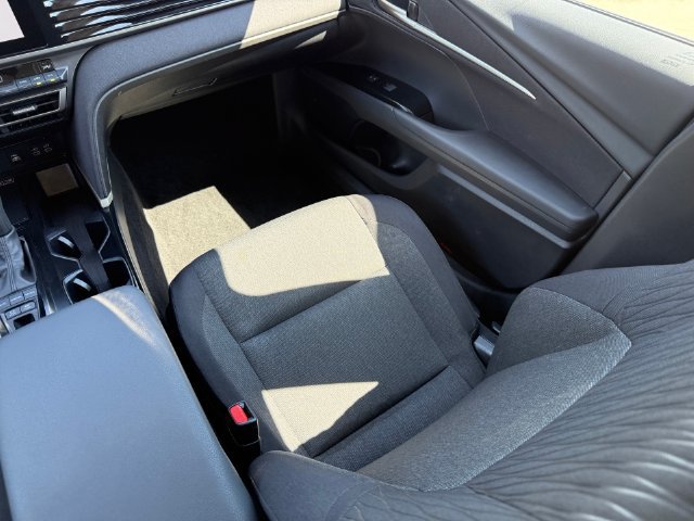 Used 2026 Toyota Camry LE FWD image 25