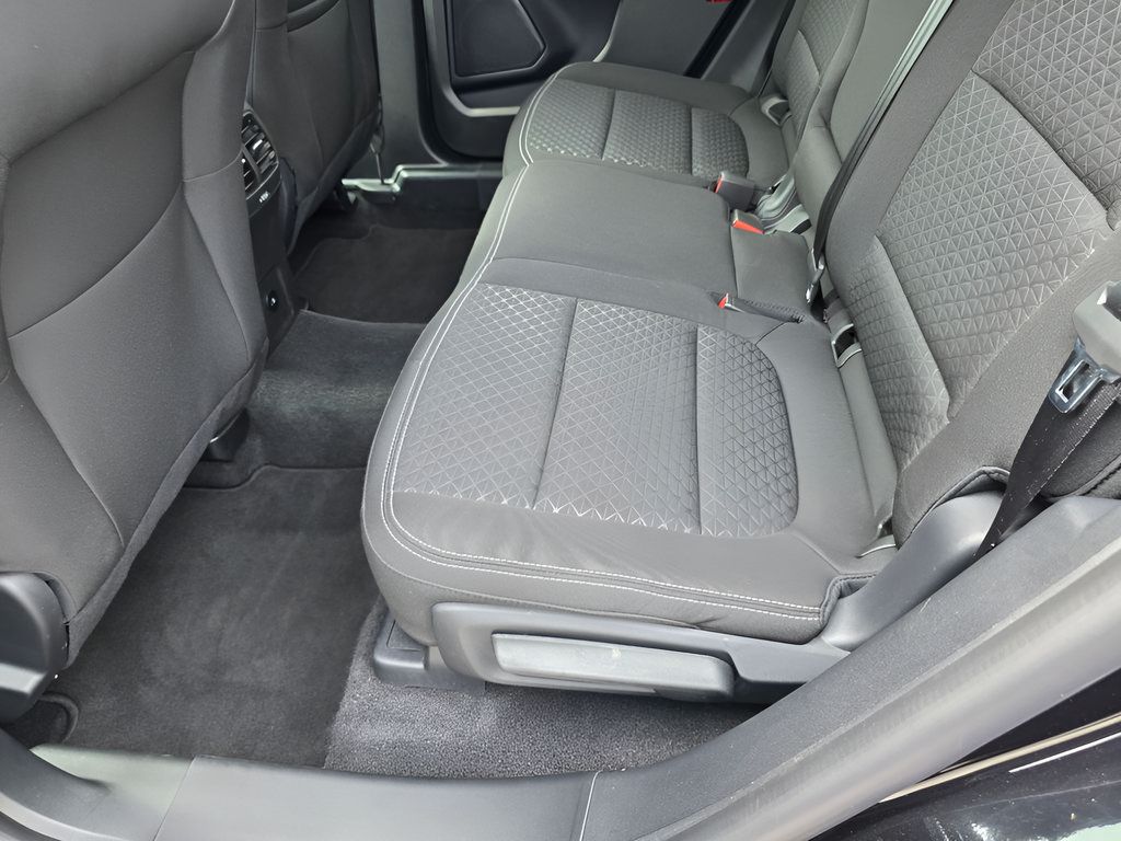 Certified 2024 Ford Escape Active AWD/4WD image 26