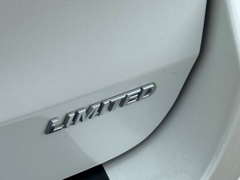 Used 2015 Toyota Sienna Limited FWD image 7