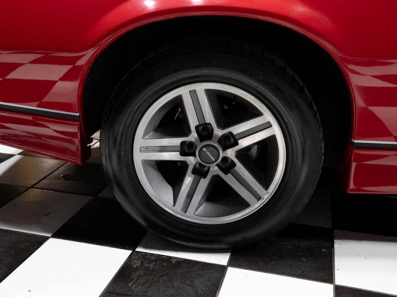 Used 1987 Chevrolet Camaro Z28 RWD image 26