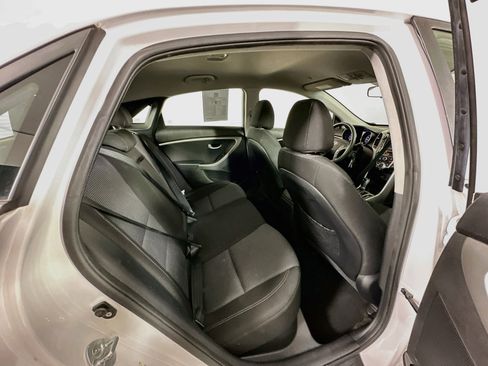 Used 2014 Hyundai Elantra GT FWD image 27