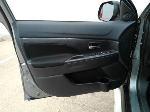 Used 2026 Mitsubishi Outlander Sport ES AWD/4WD image 13