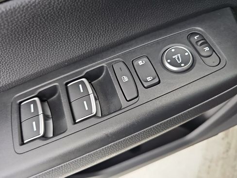 Used 2025 Honda CR-V EX-L image 38
