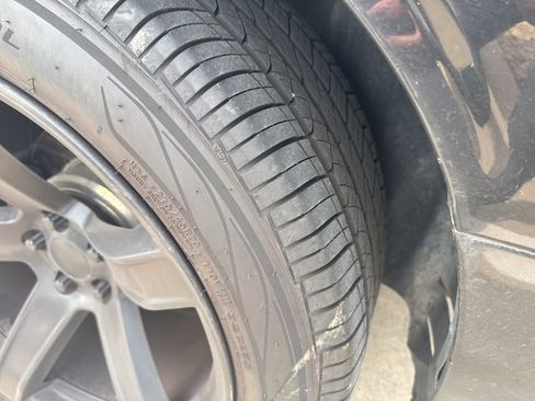Used 2016 Dodge Challenger SXT RWD image 14