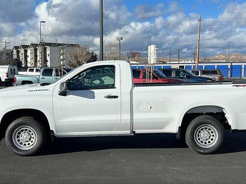 New 2026 Chevrolet Silverado 1500 W/T image 9