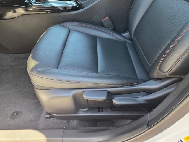 Used 2024 Chevrolet Trax RS w/ Driver Confidence Package FWD image 20