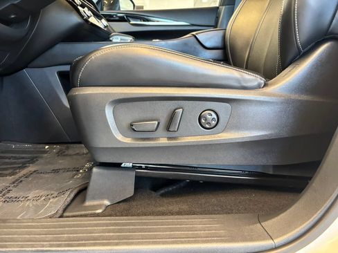 Used 2023 INFINITI QX60 Pure AWD/4WD image 17
