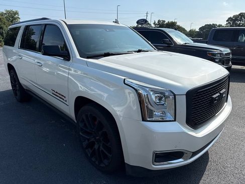 Used 2015 GMC Yukon XL Denali w/ Premium Package RWD image 3