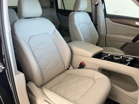 New 2026 Volkswagen Atlas SE AWD/4WD image 42