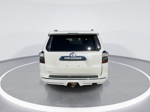 Used 2018 Toyota 4Runner Limited image 7
