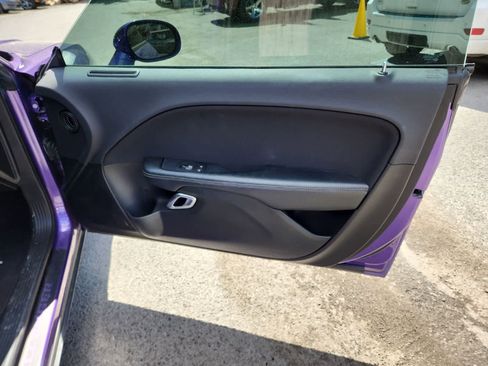 Used 2016 Dodge Challenger R/T image 25