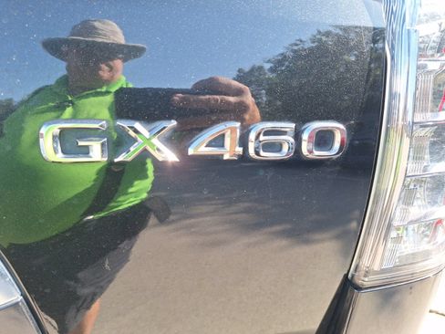 Used 2022 Lexus GX 460 Premium w/ Premium Package AWD/4WD image 12