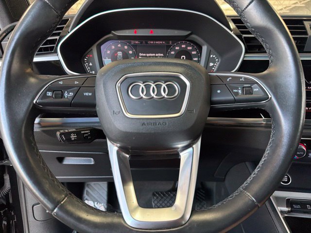 Used 2024 Audi Q3 2.0T Premium w/ Convenience Package AWD/4WD image 23