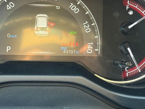 Certified 2025 Toyota RAV4 XLE AWD/4WD image 22