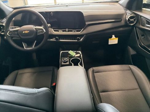 New 2026 Chevrolet Equinox LT image 36