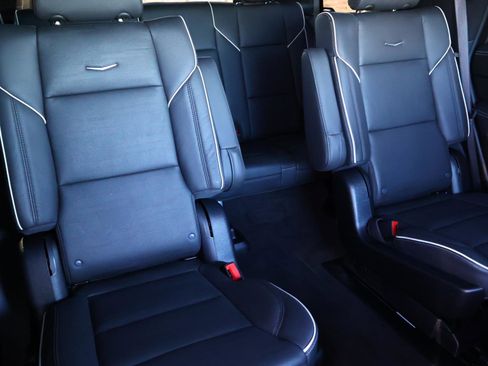 Used 2025 Cadillac Escalade Sport w/ Touring Package image 27