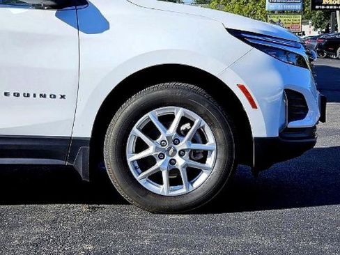 Used 2023 Chevrolet Equinox LT w/ LPO, Floor Liner Package image 9