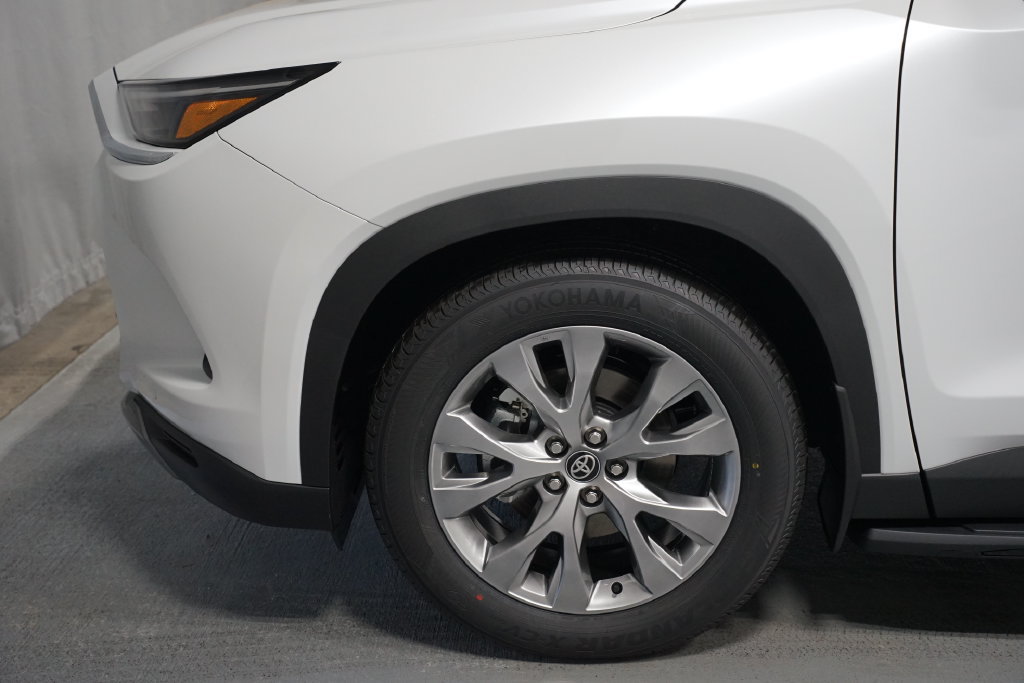 New 2026 Toyota Grand Highlander AWD Hybrid image 5