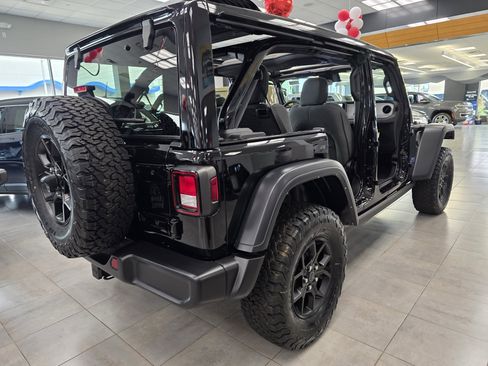 New 2024 Jeep Wrangler Unlimited AWD/4WD image 25