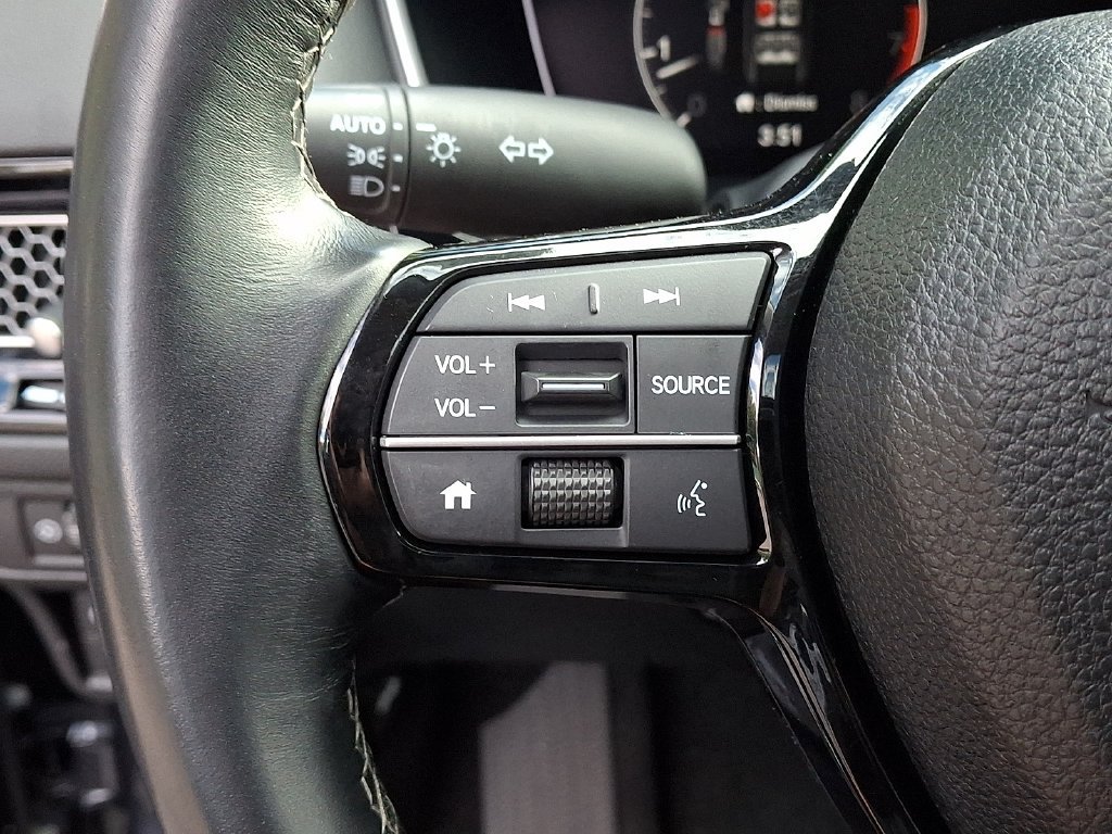 Used 2024 Honda Civic EX-L image 23