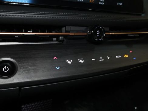 Used 2024 Nissan Ariya AWD image 31