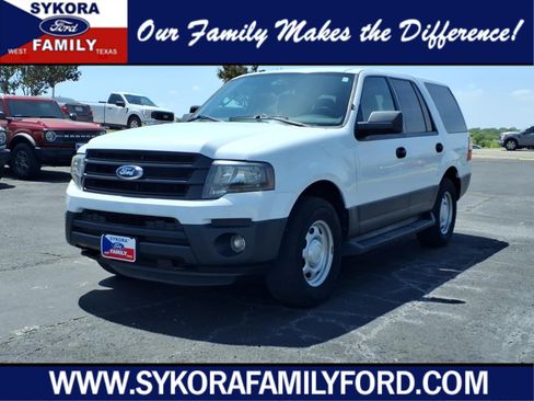 Used 2017 Ford Expedition XL RWD image 1