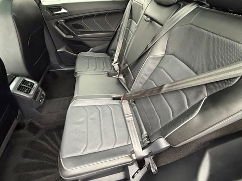 Used 2024 Volkswagen Tiguan SEL R-Line image 26