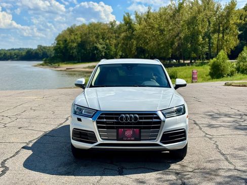 Used 2019 Audi Q5 2.0T Premium AWD/4WD image 2