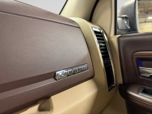 Used 2013 RAM 1500 Laramie w/ Convenience Group AWD/4WD image 34