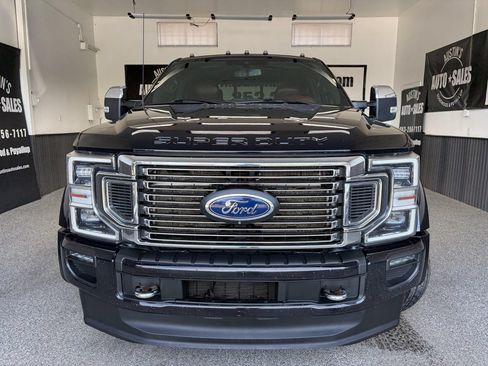 Used 2022 Ford F450 Platinum w/ FX4 Off-Road Package AWD/4WD image 5