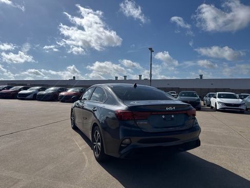 Used 2023 Kia Forte LXS FWD image 15