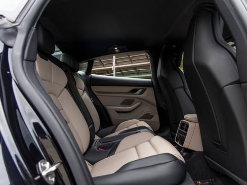 New 2025 Porsche Taycan 4S image 43