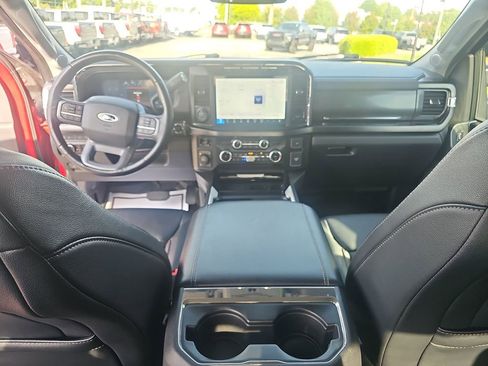Used 2023 Ford F250 Lariat w/ Lariat Ultimate Package AWD/4WD image 13