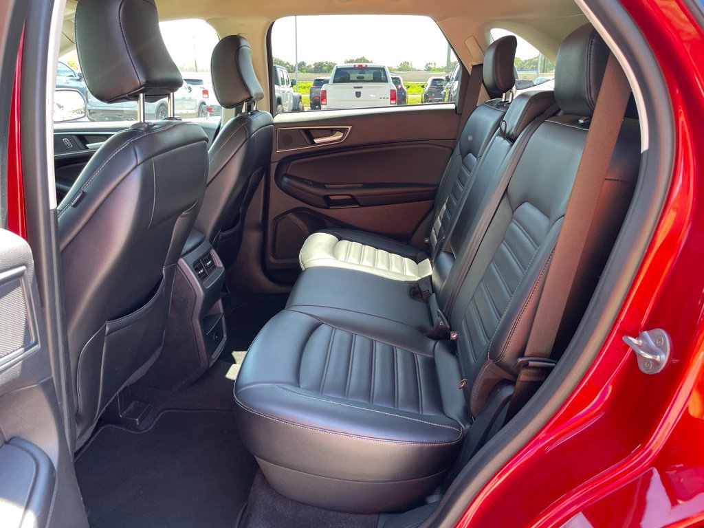 Used 2024 Ford Edge SEL AWD/4WD image 12
