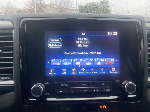 Used 2023 Nissan Frontier SV w/ SV Convenience Package image 24