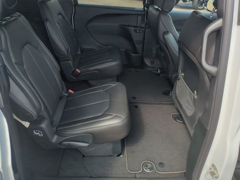 New 2026 Chrysler Voyager LX FWD image 43