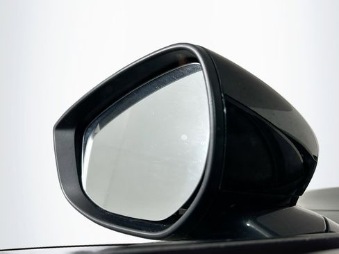 Used 2025 MAZDA MAZDA3 s image 16