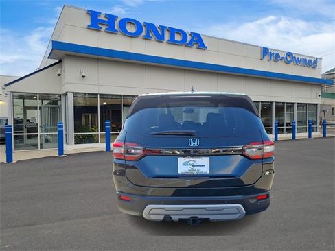Used 2025 Honda Pilot EX-L image 5