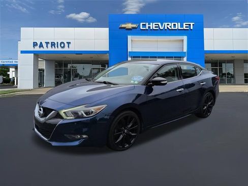 Used 2016 Nissan Maxima SR w/ Midnight Edition FWD image 6