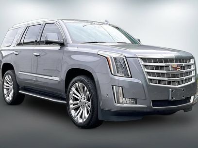 Used 2020 Cadillac Escalade Luxury w/ LPO, Radiant Package