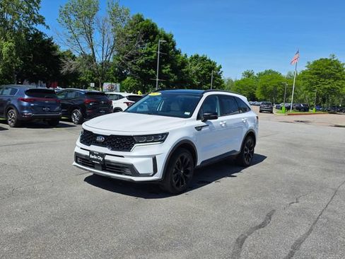 Used 2021 Kia Sorento SX AWD/4WD image 4