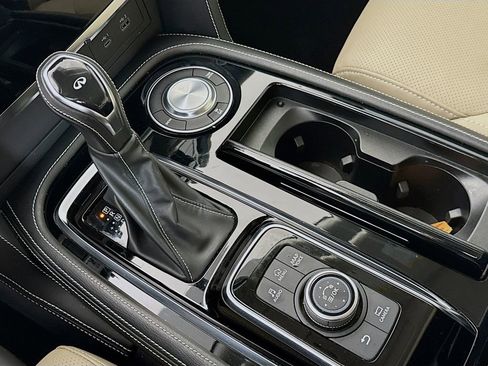 Used 2022 INFINITI QX80 Premium Select w/ Cargo Package image 20