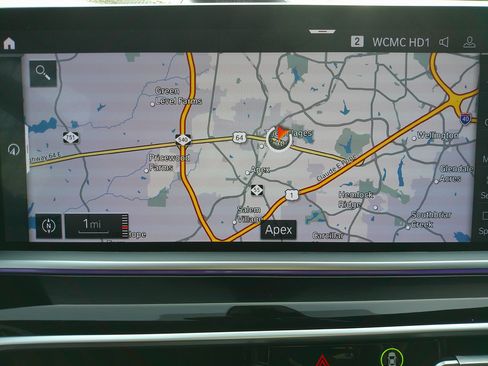 Used 2020 BMW X5 M50i w/ Executive Package image 29