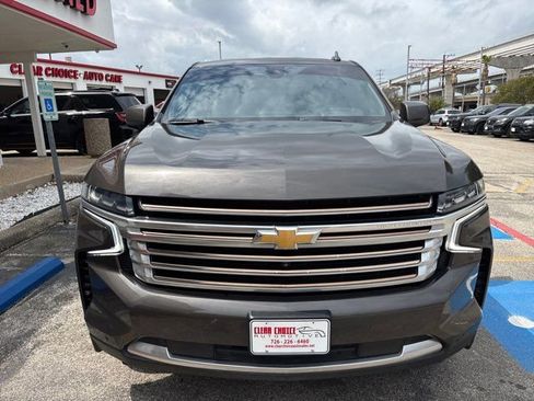 Used 2021 Chevrolet Suburban High Country image 2