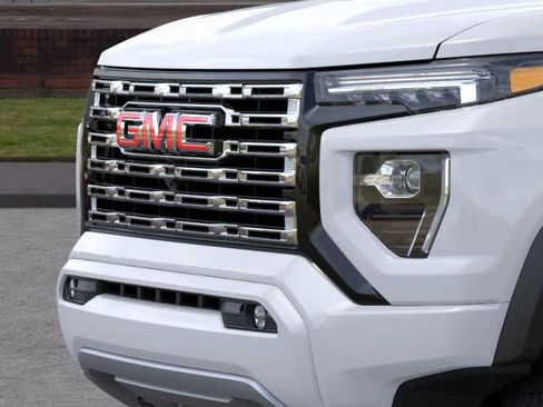 New 2026 GMC Canyon Denali AWD/4WD image 13