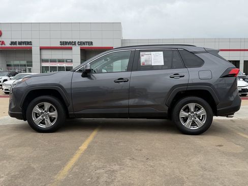 Used 2024 Toyota RAV4 XLE FWD image 6